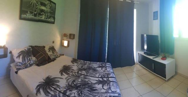 Les Chenes Chez Jo Et Aime Bed & Breakfast Régusse Dış mekan fotoğraf